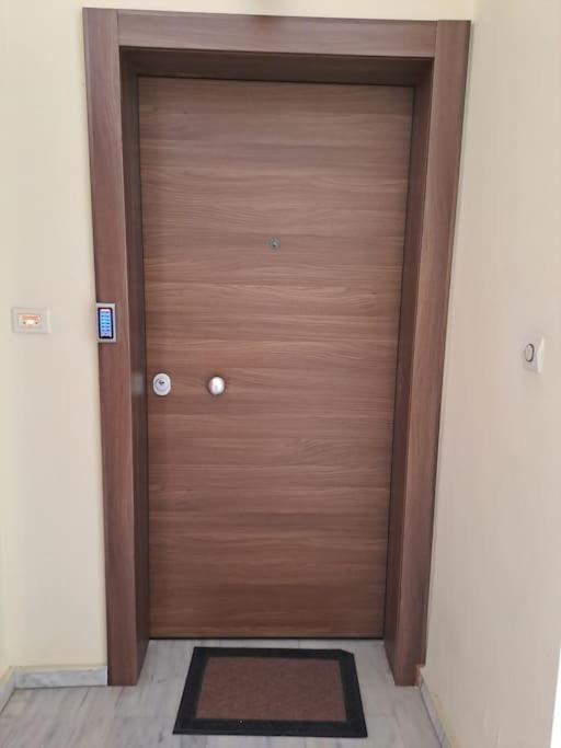 Δίπλα Στο Πάρκο Apartment กาลามาตา ภายนอก รูปภาพ