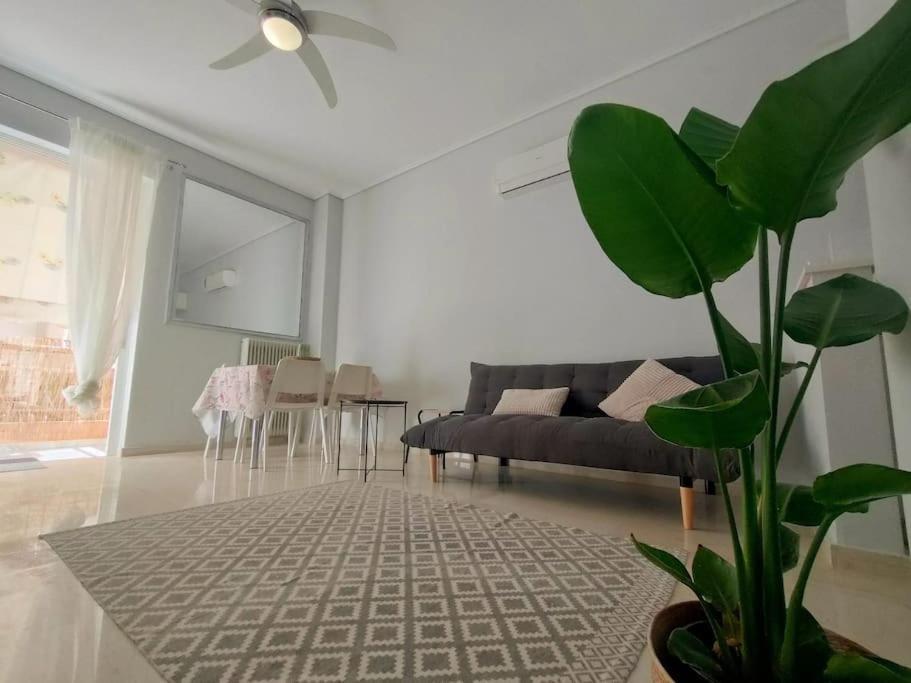 Δίπλα Στο Πάρκο Apartment กาลามาตา ภายนอก รูปภาพ