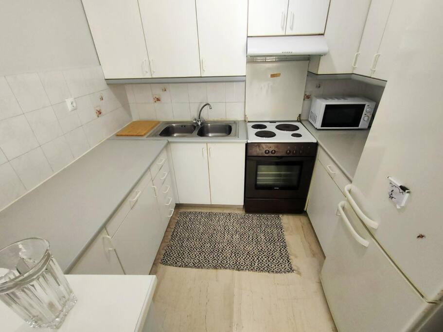 Δίπλα Στο Πάρκο Apartment กาลามาตา ภายนอก รูปภาพ