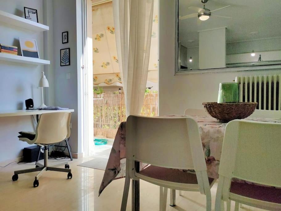Δίπλα Στο Πάρκο Apartment กาลามาตา ภายนอก รูปภาพ